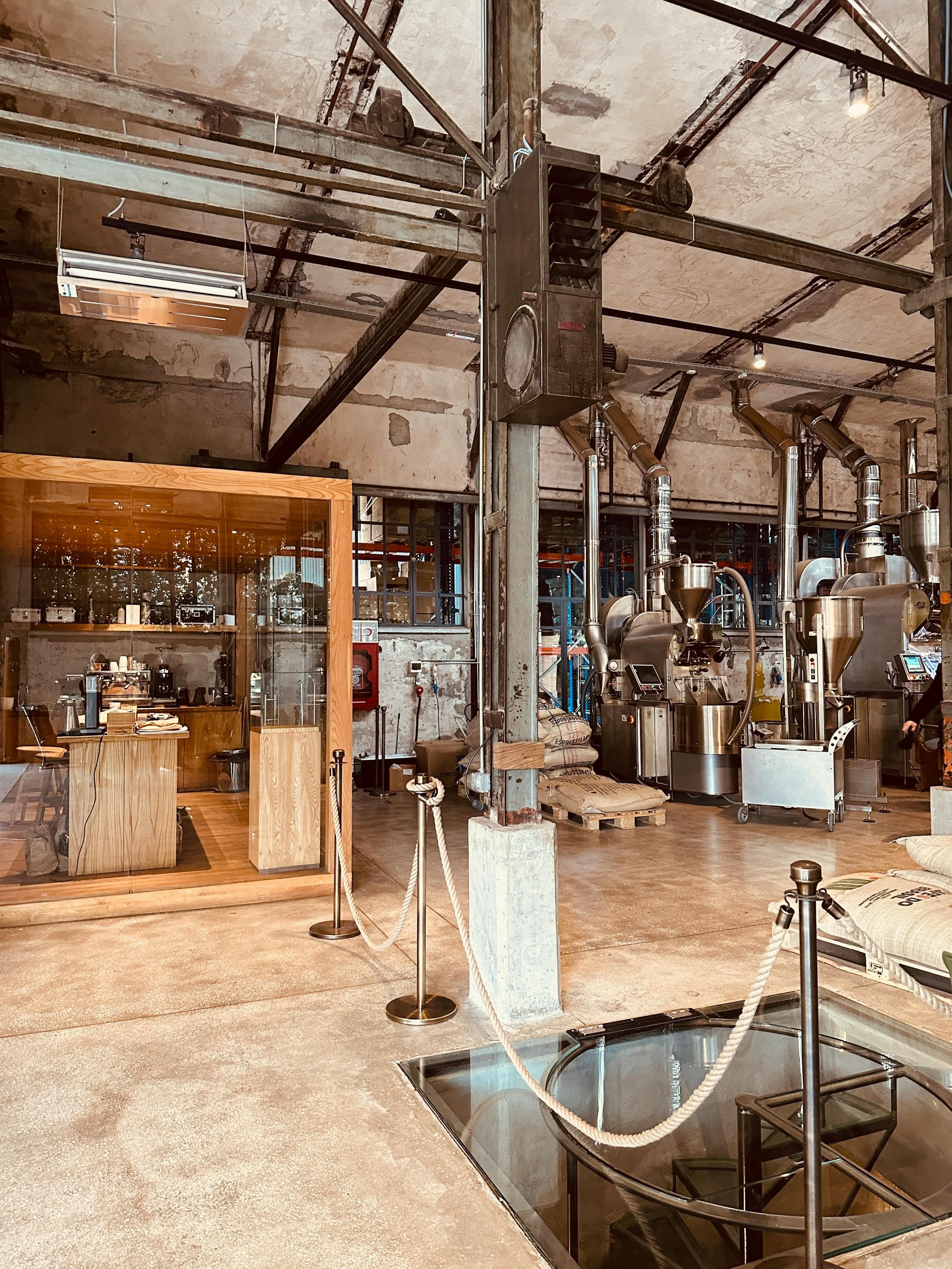 Proveedor Tier 2 automotriz en Puebla: maquinaria de inyección de plásticos